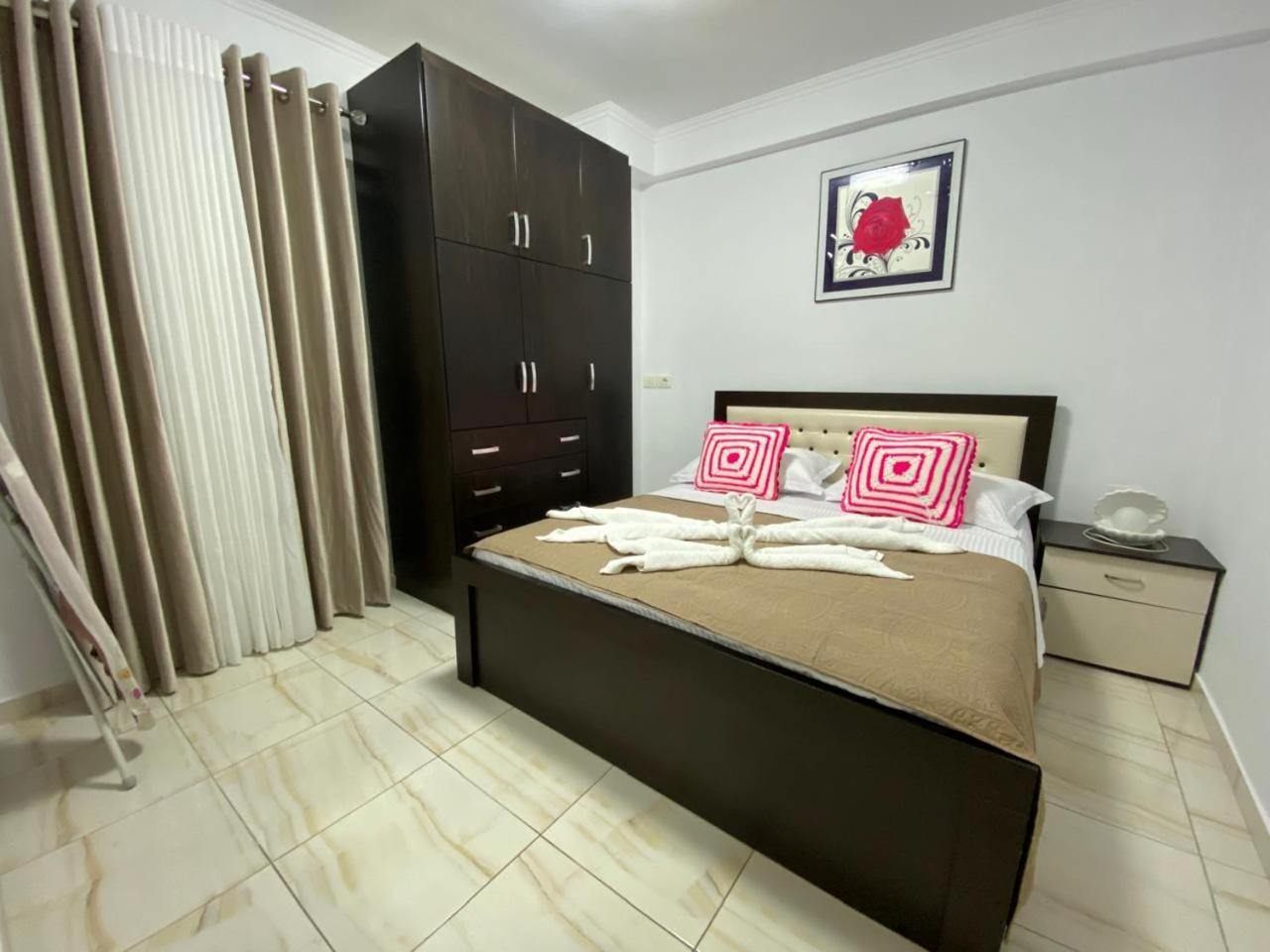 Olive Tree Apartment Sarande Exterior photo
